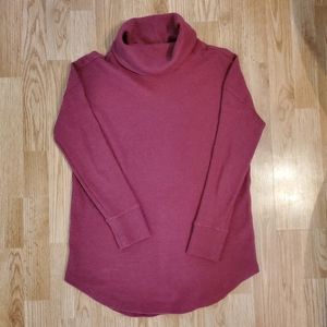 Eddie Bauer Thermal Relaxed Funnel Neck in Cranberry